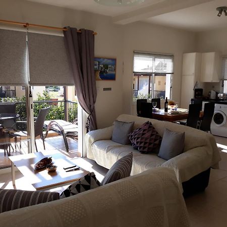 Sirena Sunrise Prestige Apartments Pafos Dış mekan fotoğraf