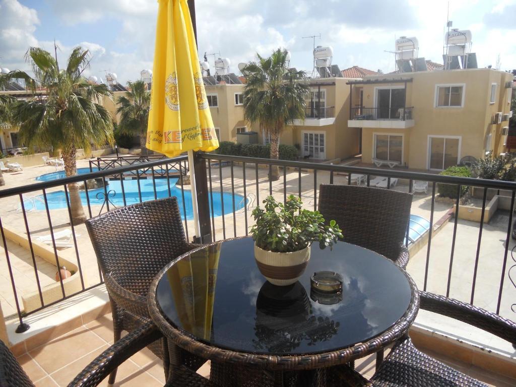 Sirena Sunrise Prestige Apartments Pafos Dış mekan fotoğraf