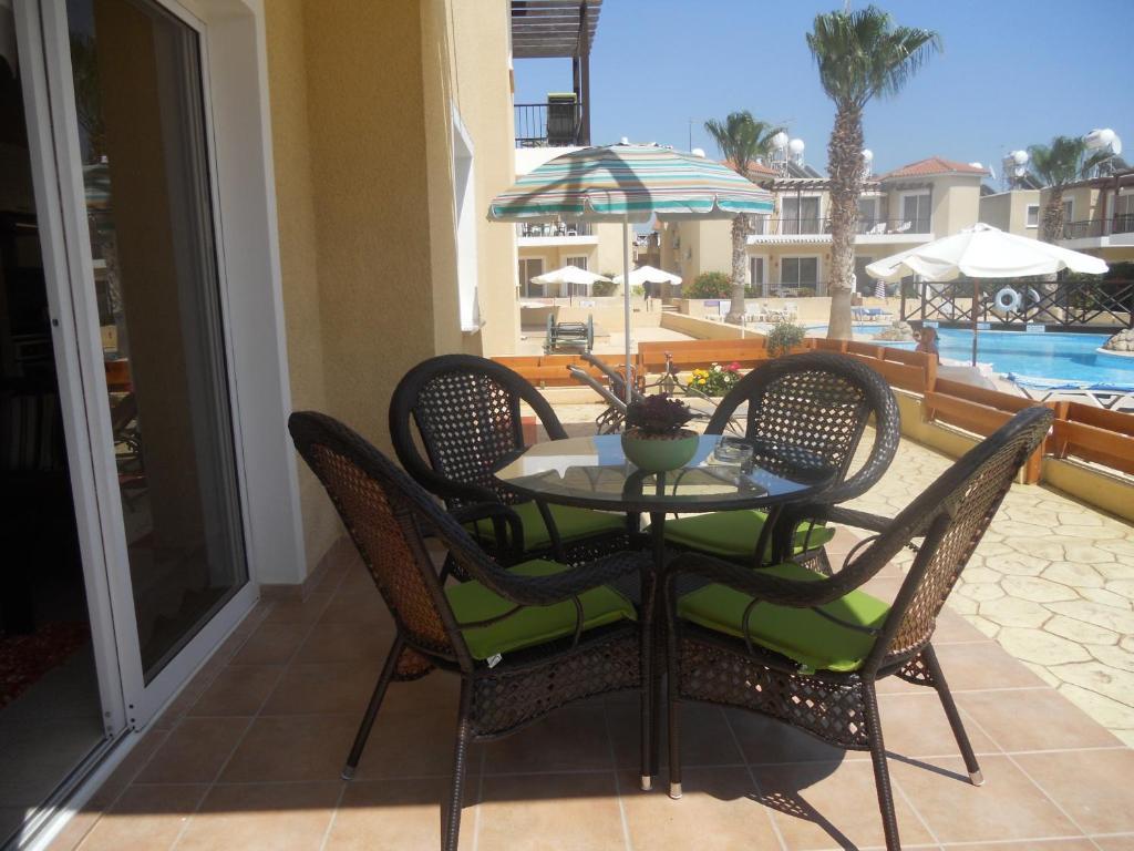 Sirena Sunrise Prestige Apartments Pafos Dış mekan fotoğraf