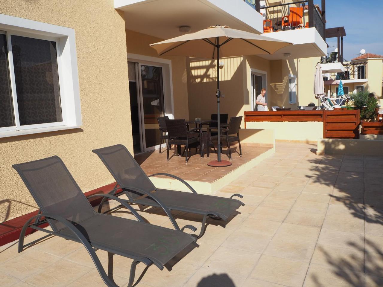 Sirena Sunrise Prestige Apartments Pafos Dış mekan fotoğraf